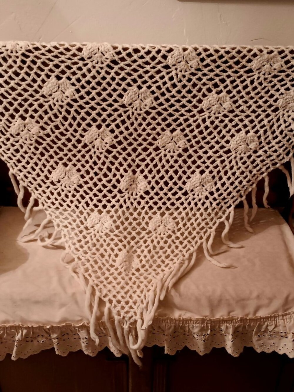 RARE Hand-crocheted 60" Ivory/Cream Shawl w/Fringe, 1960's. Exc Condition